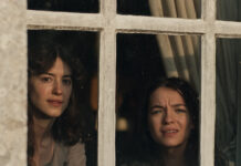 Daisy Edgar-Jones ed Esmé Creed-Miles in Ragione e Sentimento. Credit: Courtesy of Focus Features (C) 2026 FOCUS FEATURES LLC